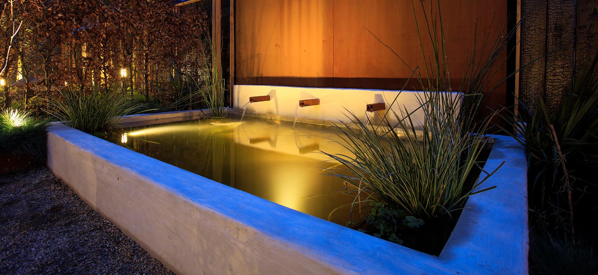 in-lite water feature